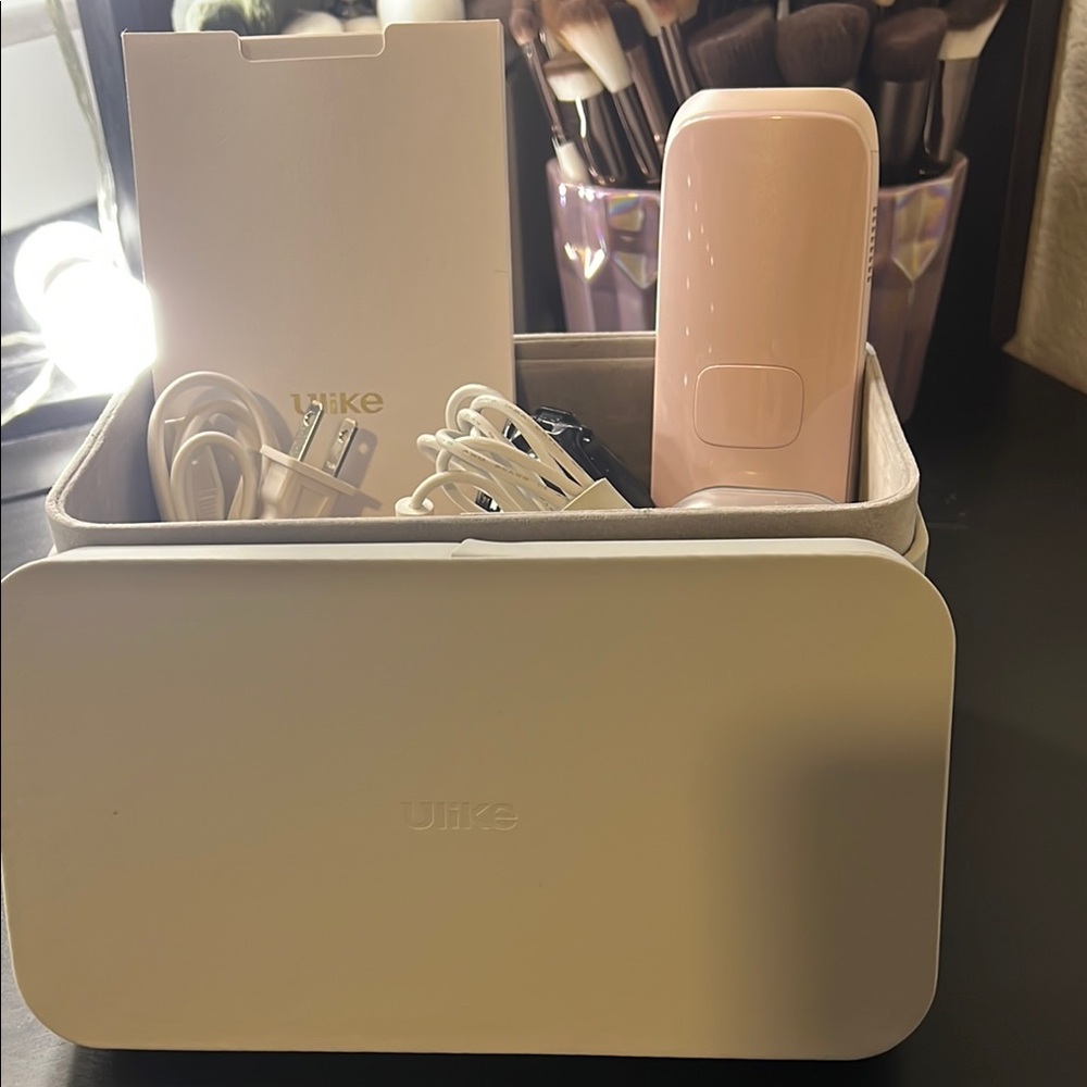 Ulike Hair Removal Device in Pink